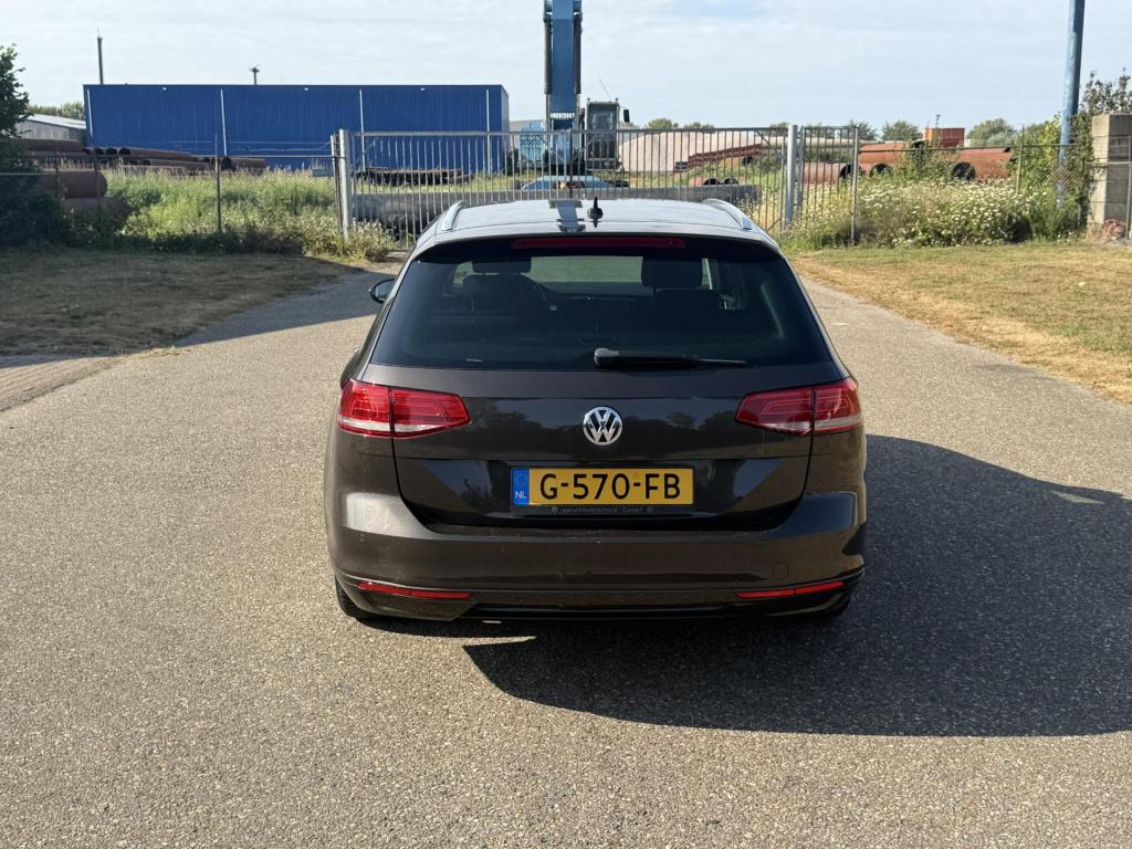Volkswagen Passat variant 1.6 tdi comfortline automaat clima camera acc