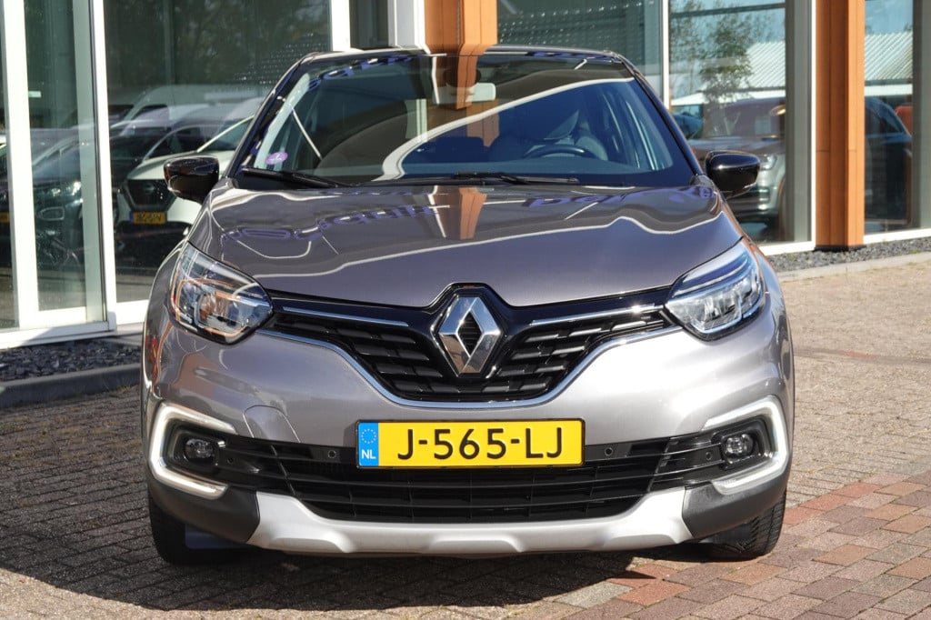 Renault Captur 1.3 tce intens 150 pk!