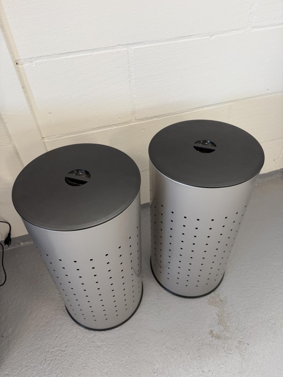 2 wasmanden + 2 zwarte spiegels