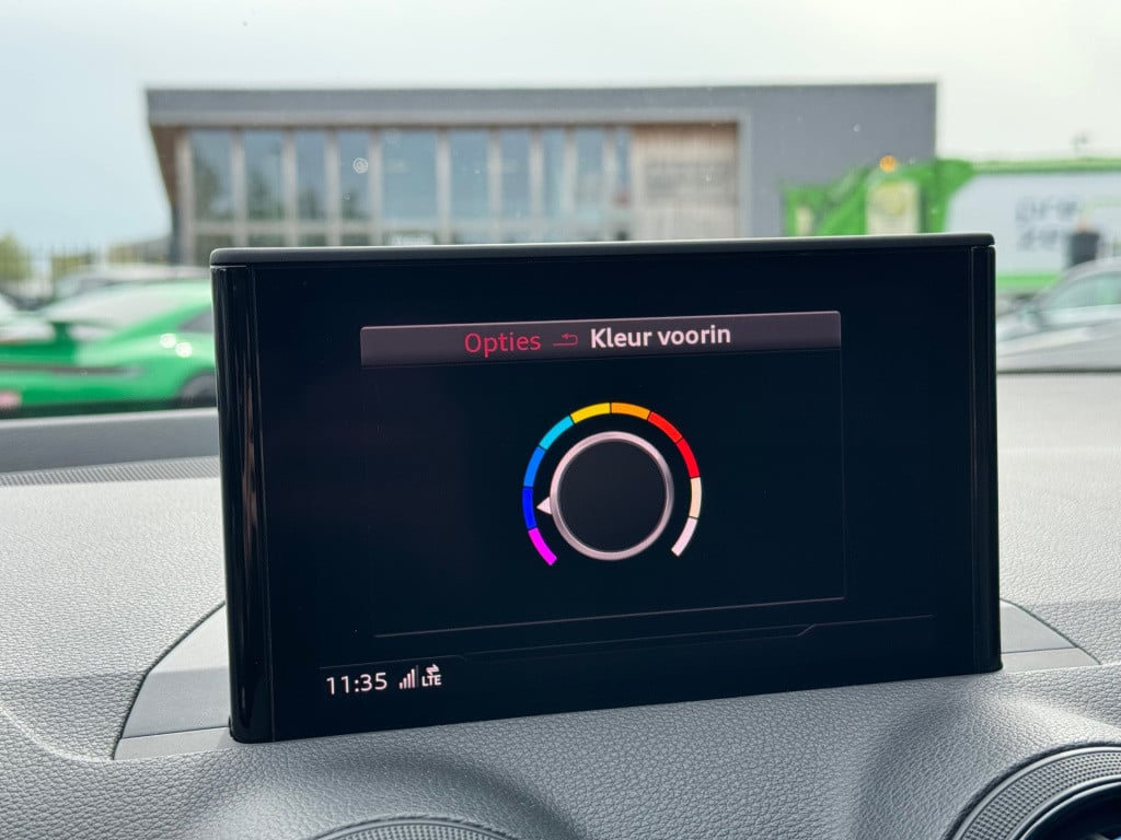 Audi Q2 2.0 tfsi quattro sport * panoramadak * stoelverwarming * navigatie