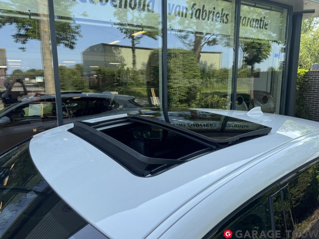 BMW X2 sdrive20i high executive m-sport *pano, hud*