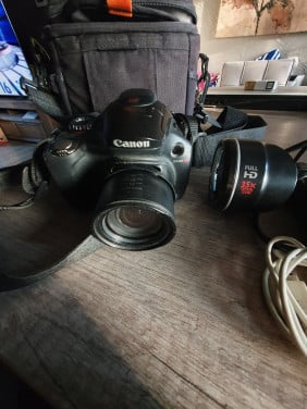 Werkende vintage Canon PowerShot SX40HS incl veel accessoires....
