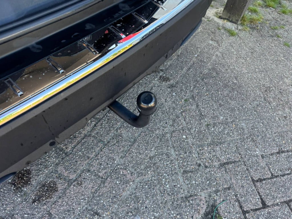 Peugeot 5008 1.2 puretech allure 7-persoons