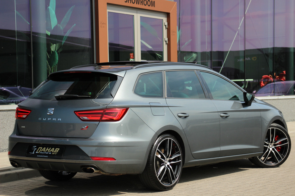 Seat Leon Sportstourer st 2.0 tsi cupra 300 4drive | pano. | camera | 301pk