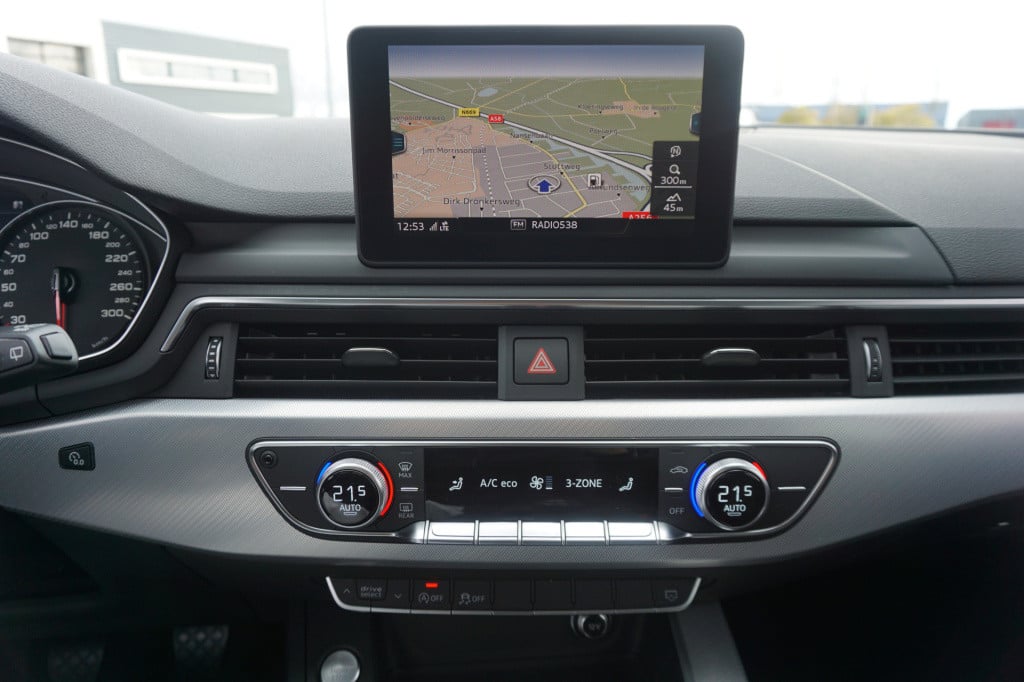 Audi A4 avant 2.0 tdi sport lease edition climate / navi / cruise / parkeer
