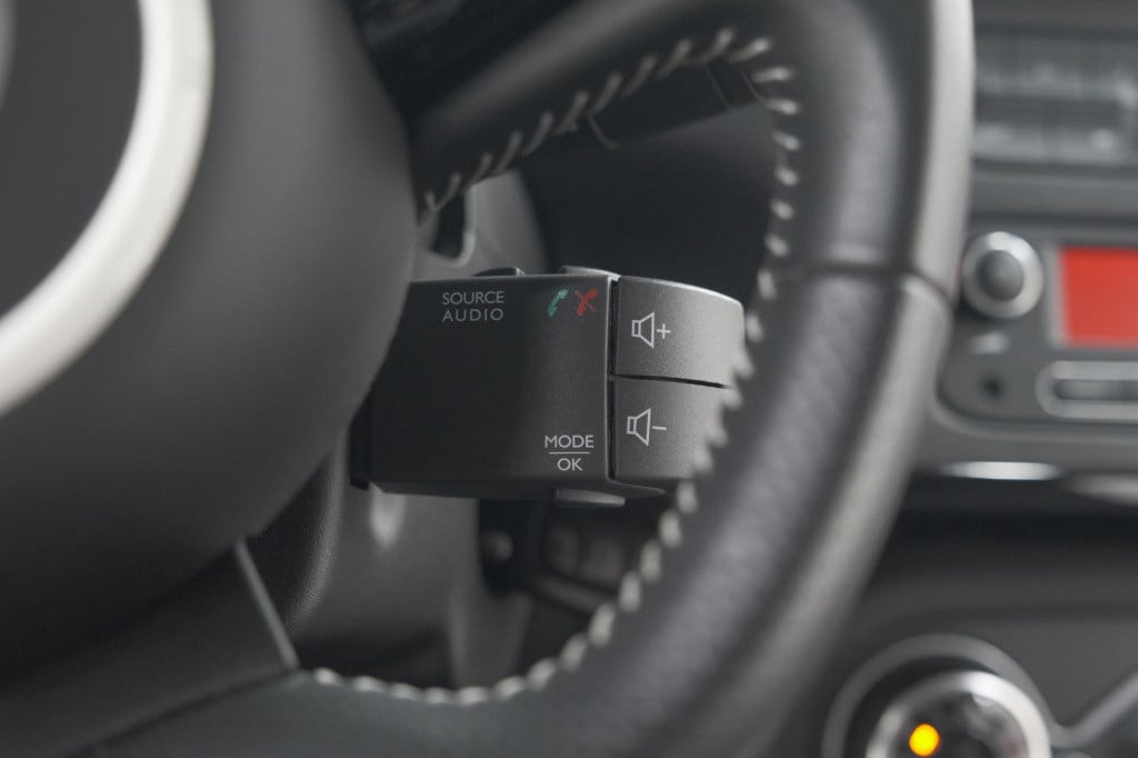 Renault Twingo sce 70 intens | parkeersensoren | cruise control | climate c