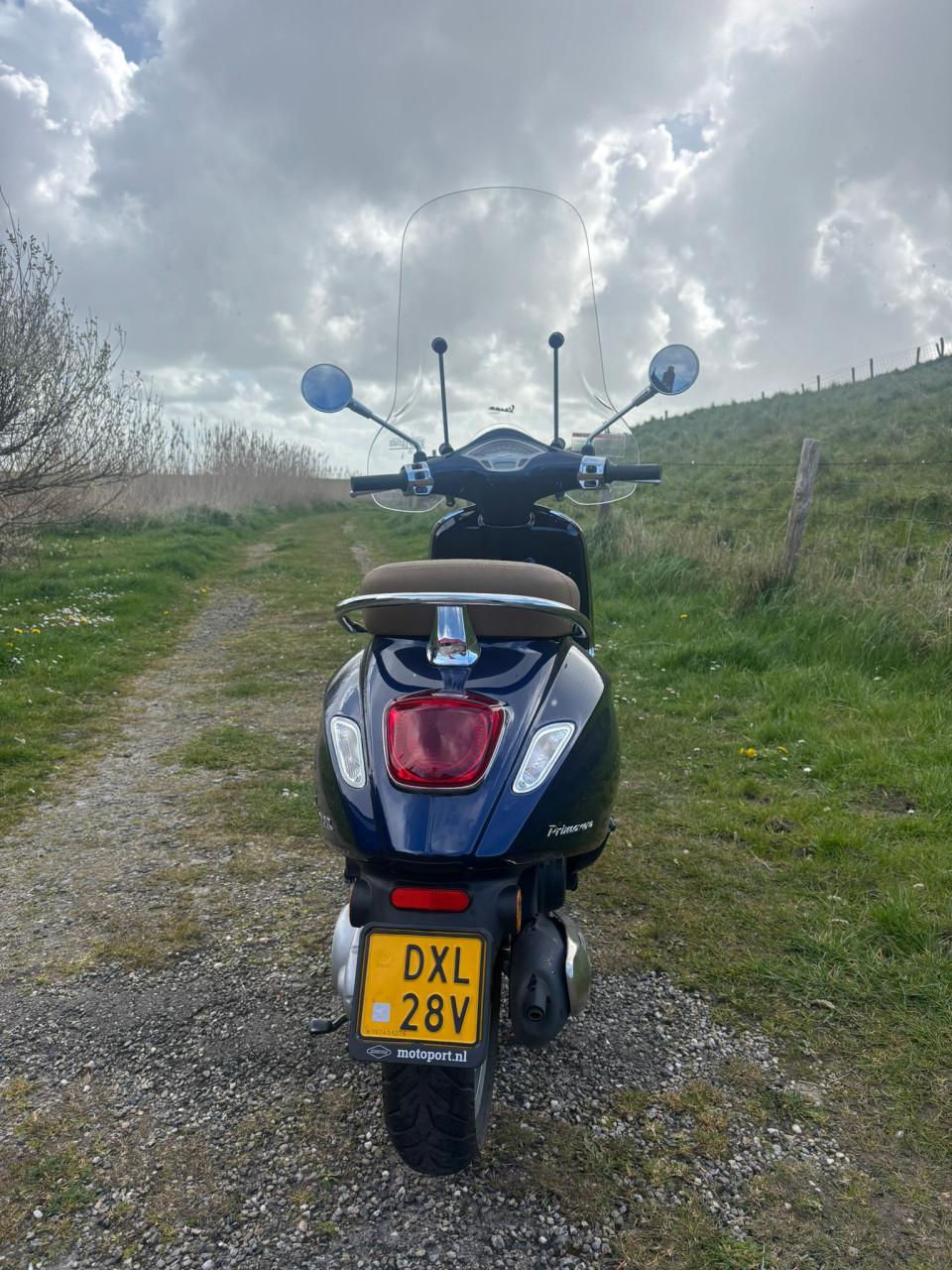 Vespa Primavera