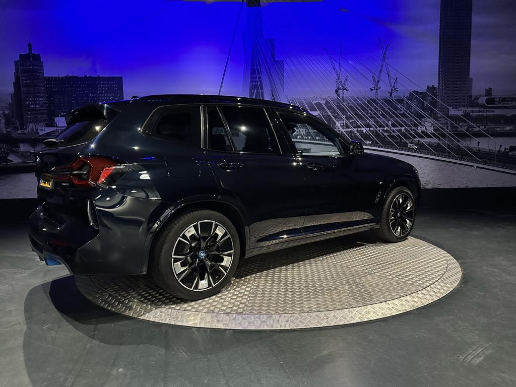 BMW Ix3 high executive 80 kwh *panoramadak*360camera*hud*harmankardon*