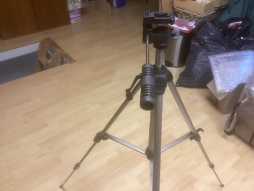 Een statief voor een camara .