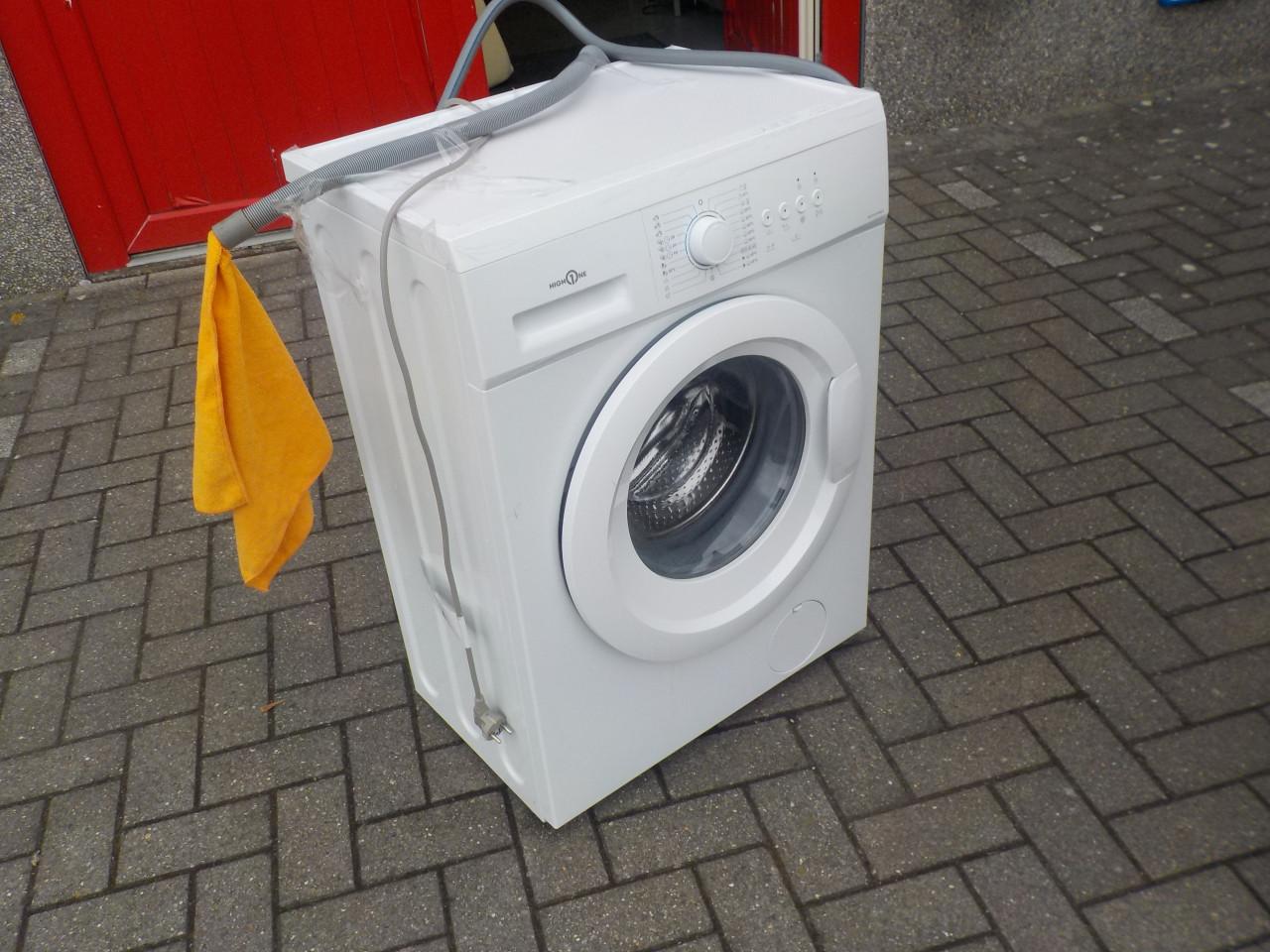 Wasmachine High1NE WF510D 566C  1 jaar oud en in zeer goede staat