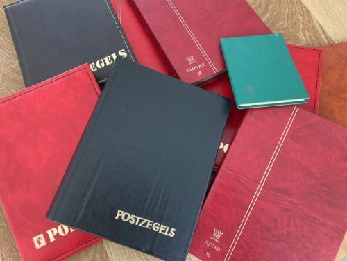 Postzegelcollectie diverse thema's jaren '80