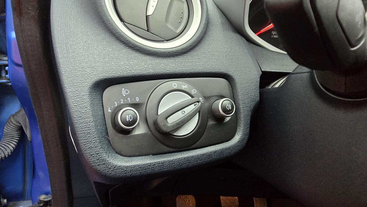 Zeer mooie Ford Fiesta 1.4 Titanium Bouwjaar: 2012