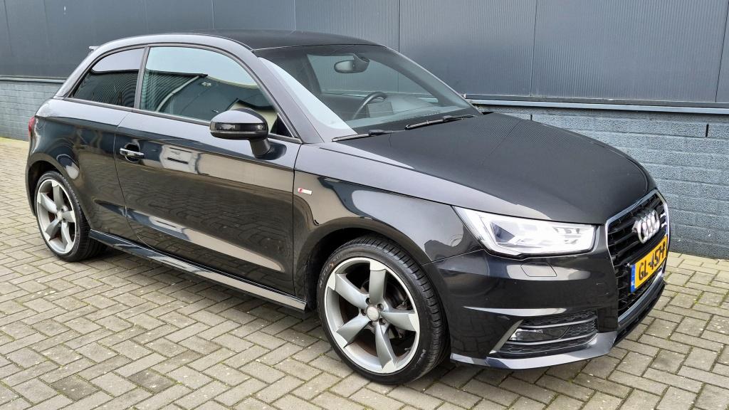 Audi A1 tfsi sport pro line s | navi | automaat | stoelverw | cruise |