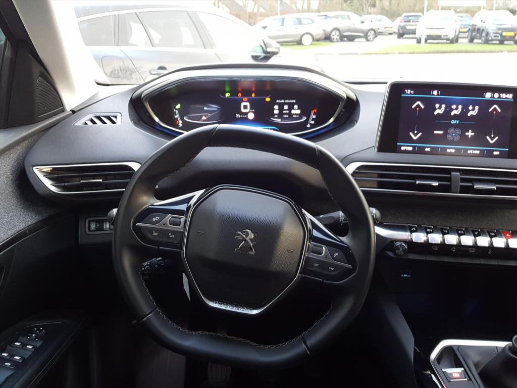 Peugeot 3008 allure 1.2pt-130pk navigatie | trekhaakafn | apple carplay & a