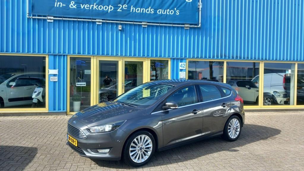 Ford FOCUS 1.0 Titanium Edition 5deurs bj:2015 airco navigatie lm-velgen