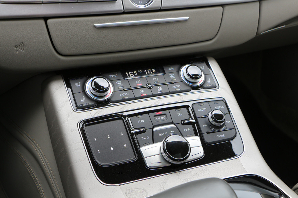 Audi S8 4.0 tfsi s8 plus quattro *keramisch *design selection