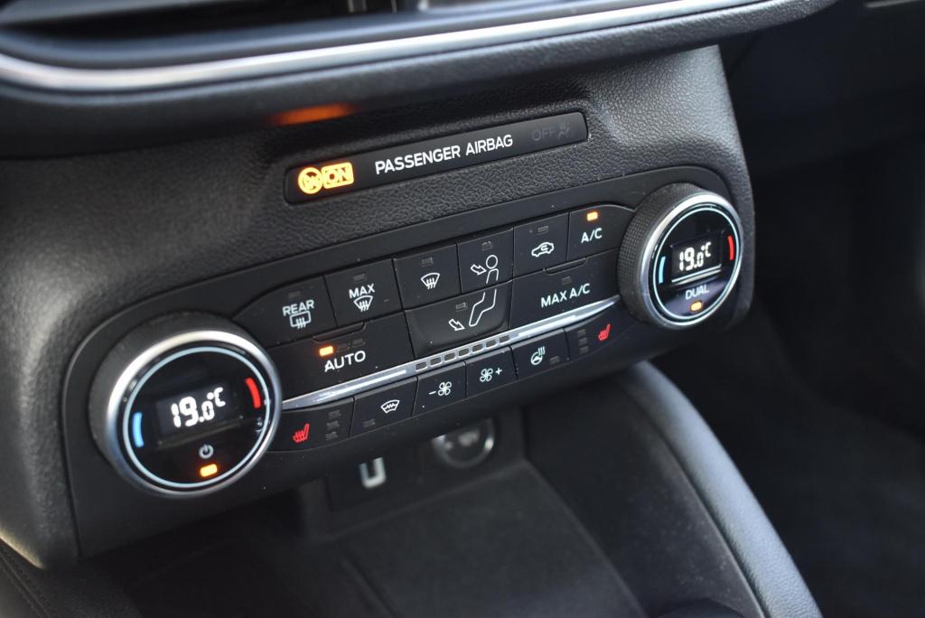 Ford Focus 1.0 ecoboost titanium business | climate control | adaptieve cru