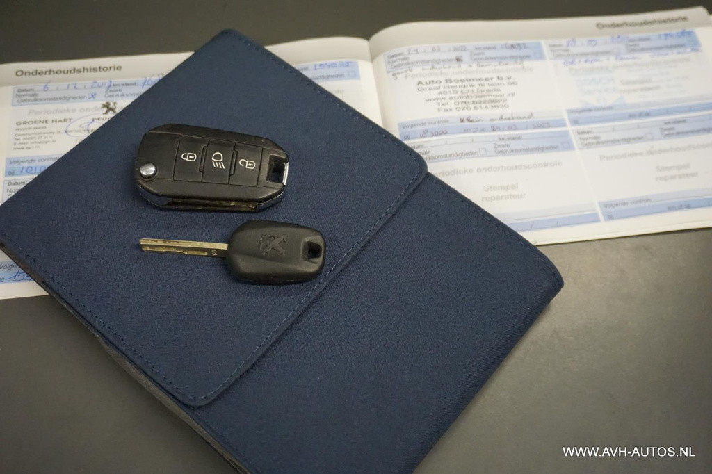Peugeot 308 sw 1.2 puretech blue lease premium