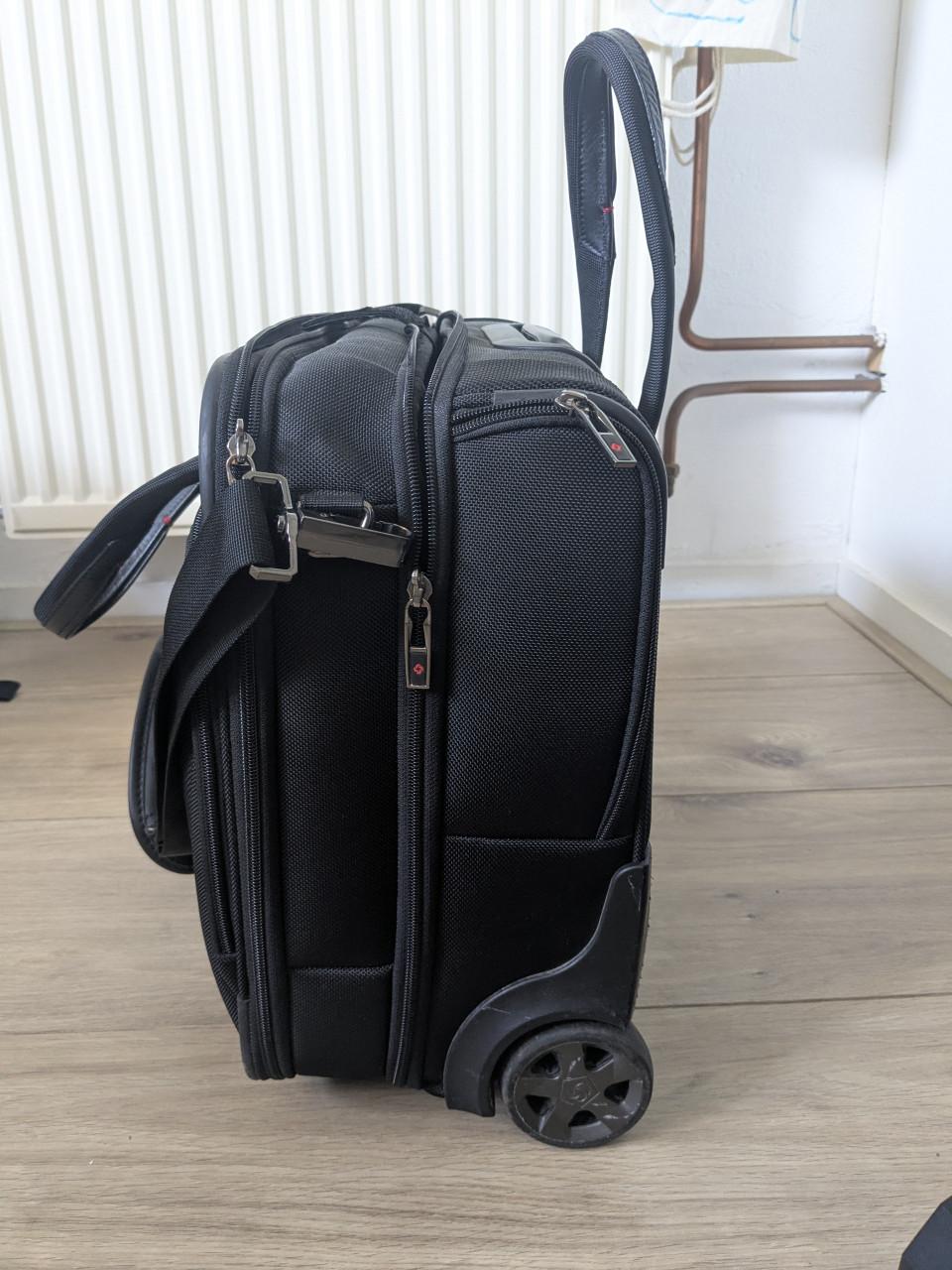 Samsonite trolley