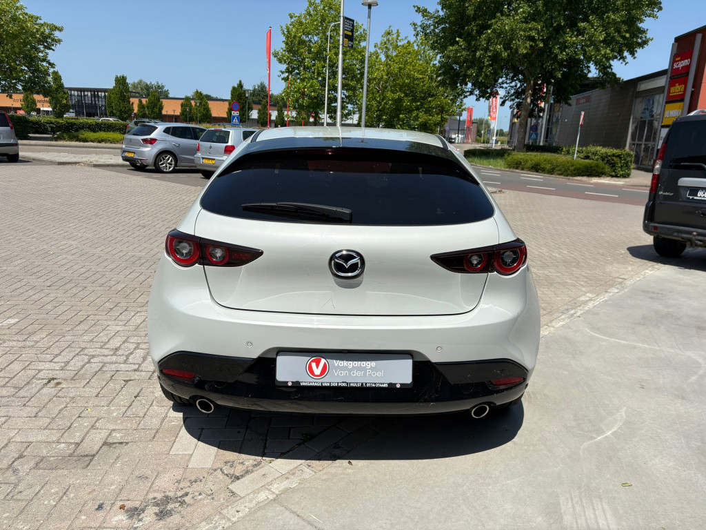 Mazda 3 2.0 e-skyactiv-g m hybrid 122 homura