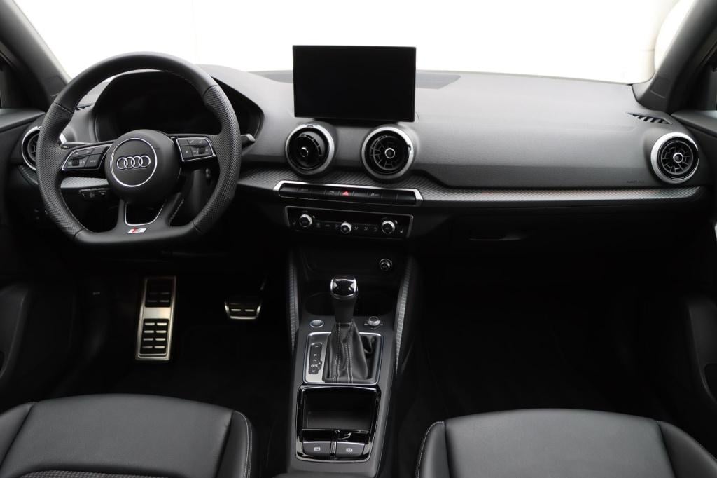 Audi Q2 35 tfsi s edition 150pk s tronic s-line | stoelverwarming | camera 