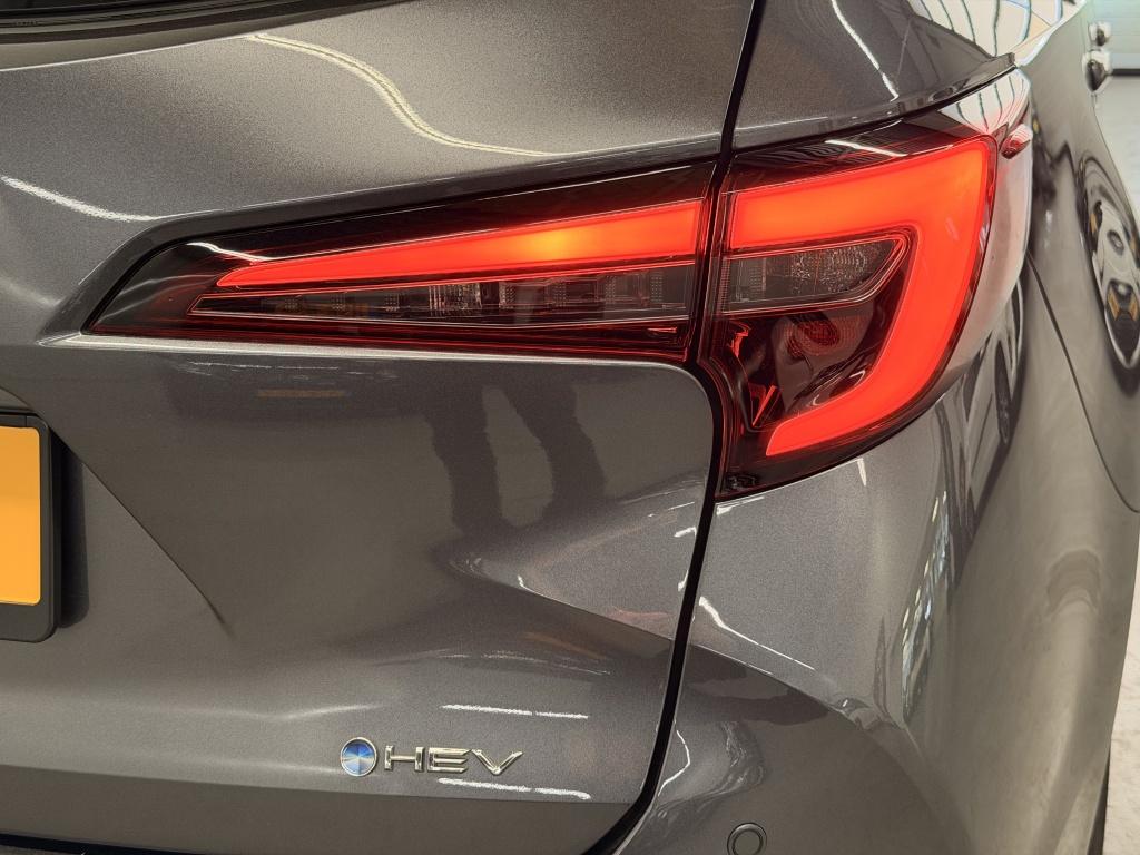 Toyota Corolla Touring Sports hybrid 180 executive