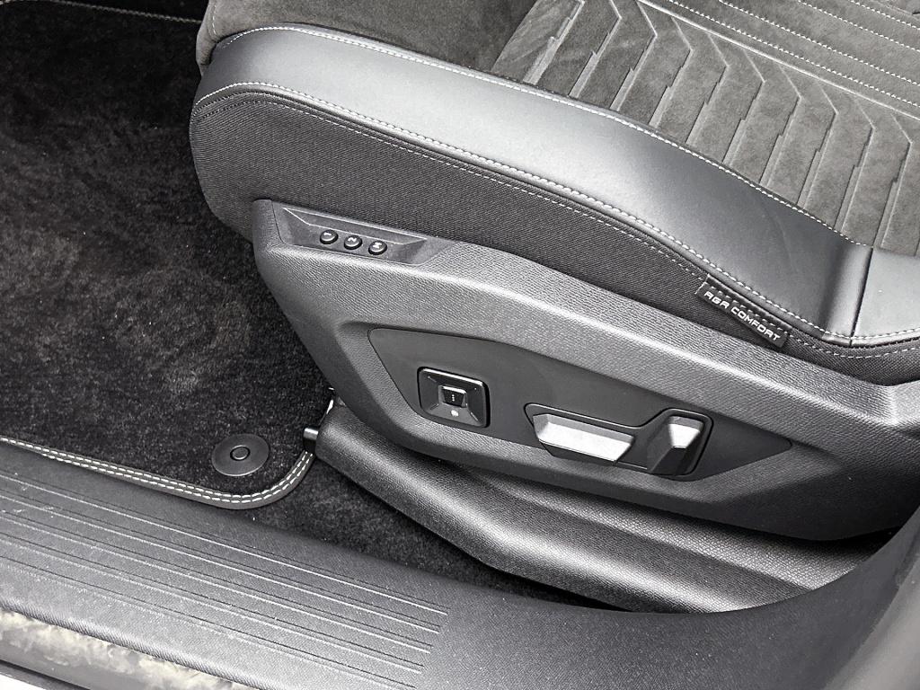 Peugeot 5008 hybrid 145 pk automaat gt | panoramadak | agr stoelen | trekha