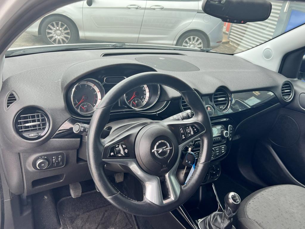 Opel Adam 1.0 turbo jam favourite