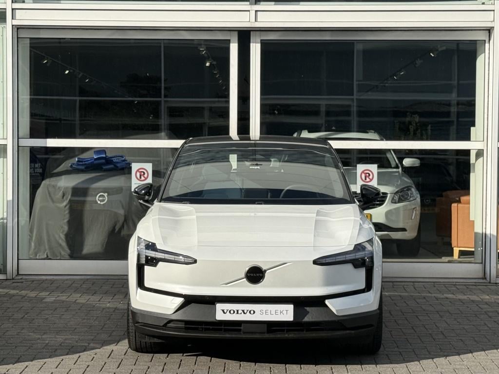 Volvo Ex30 extended plus 272pk/69kwh| adap.cruise| h&k sound| camera