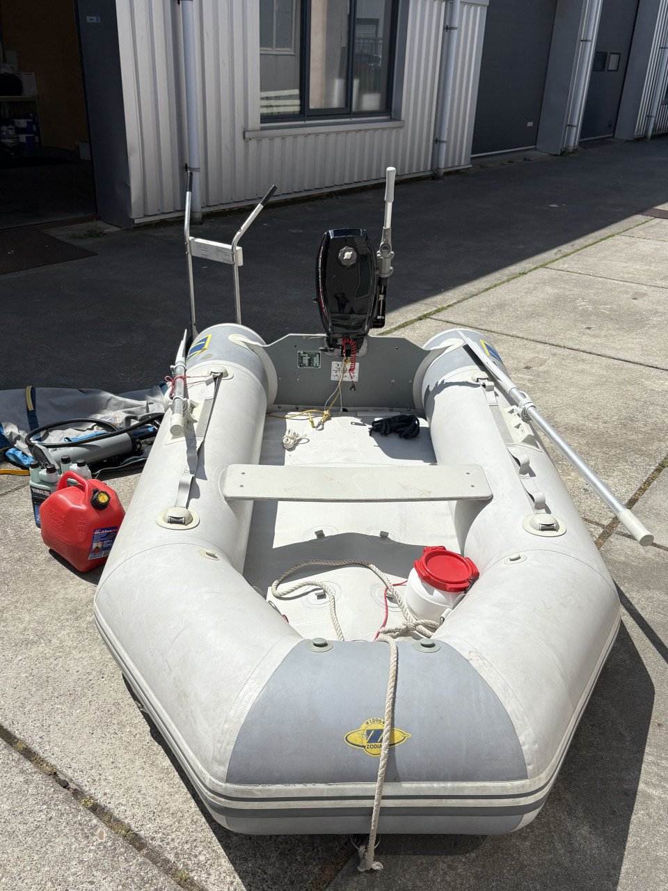 Zodiac rubberboot met 4 pk mercury