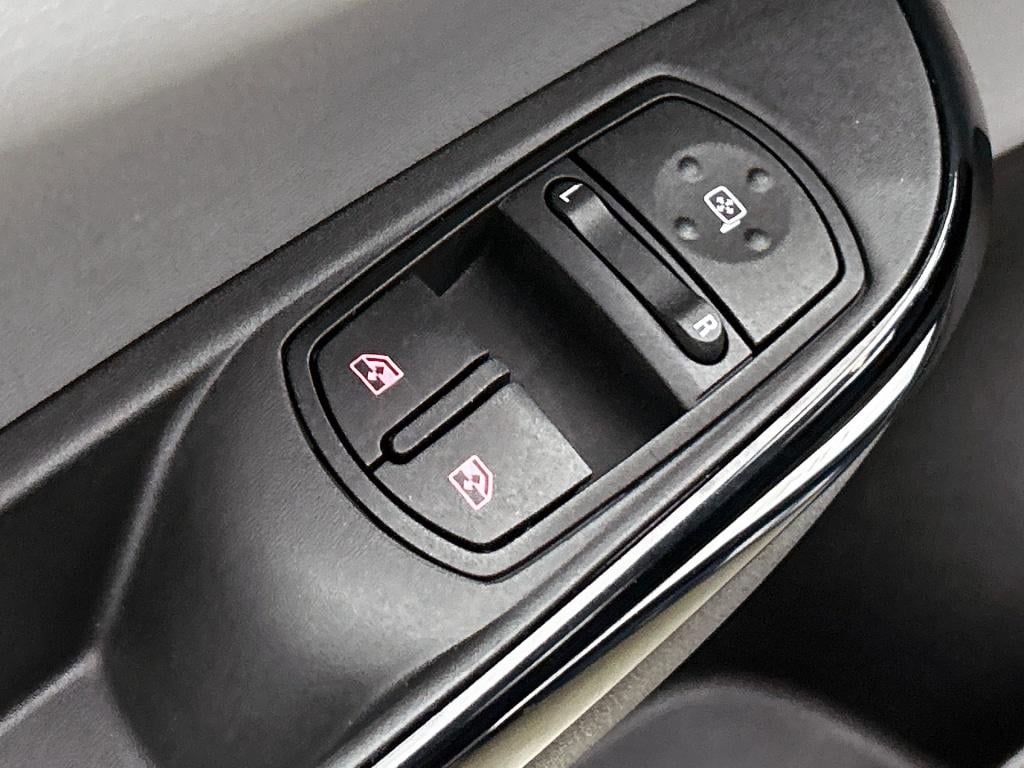 Opel Corsa 1.0 turbo innovation