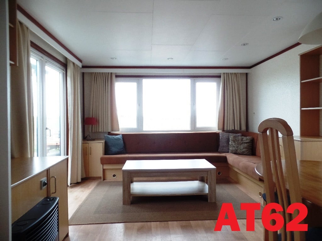 Onderhoudsvrij ZARO chalet met dubbel glas en 2 slaapkamers te koop
