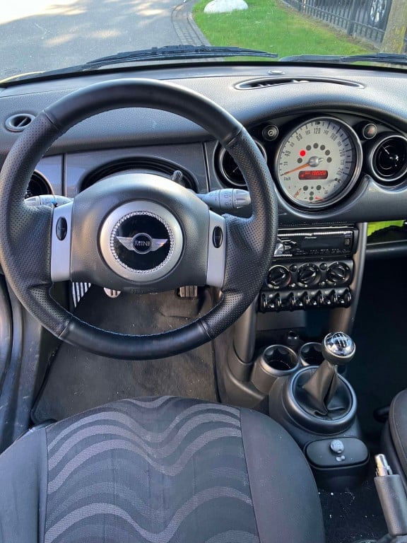 Mini Cooper 1.6