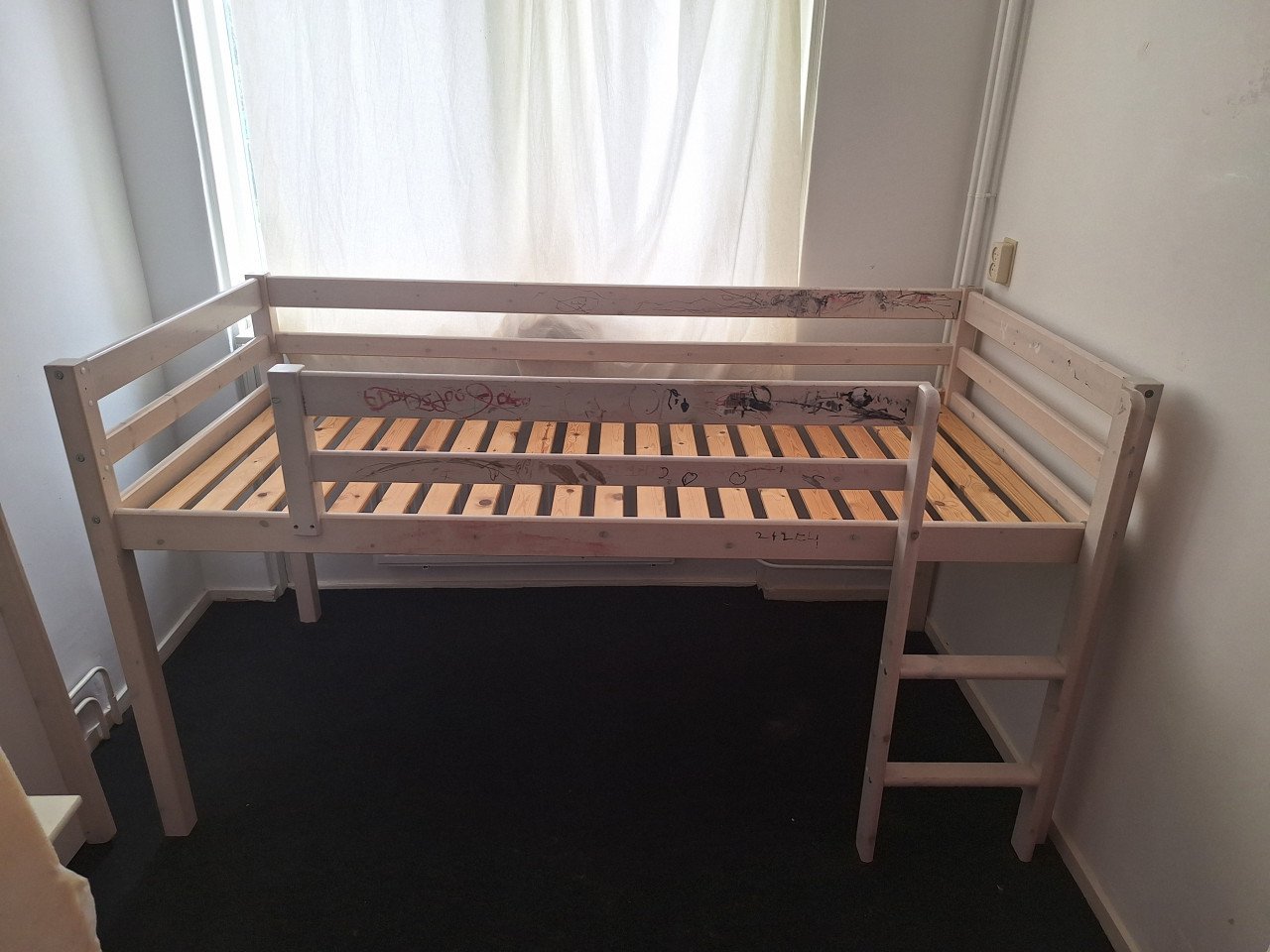 GRATIS Kinderbed / Vandaag ophalen.