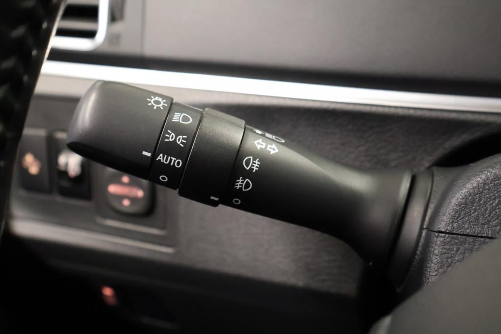 Toyota Corolla Verso 1.6 vvt-i skyv. ed.