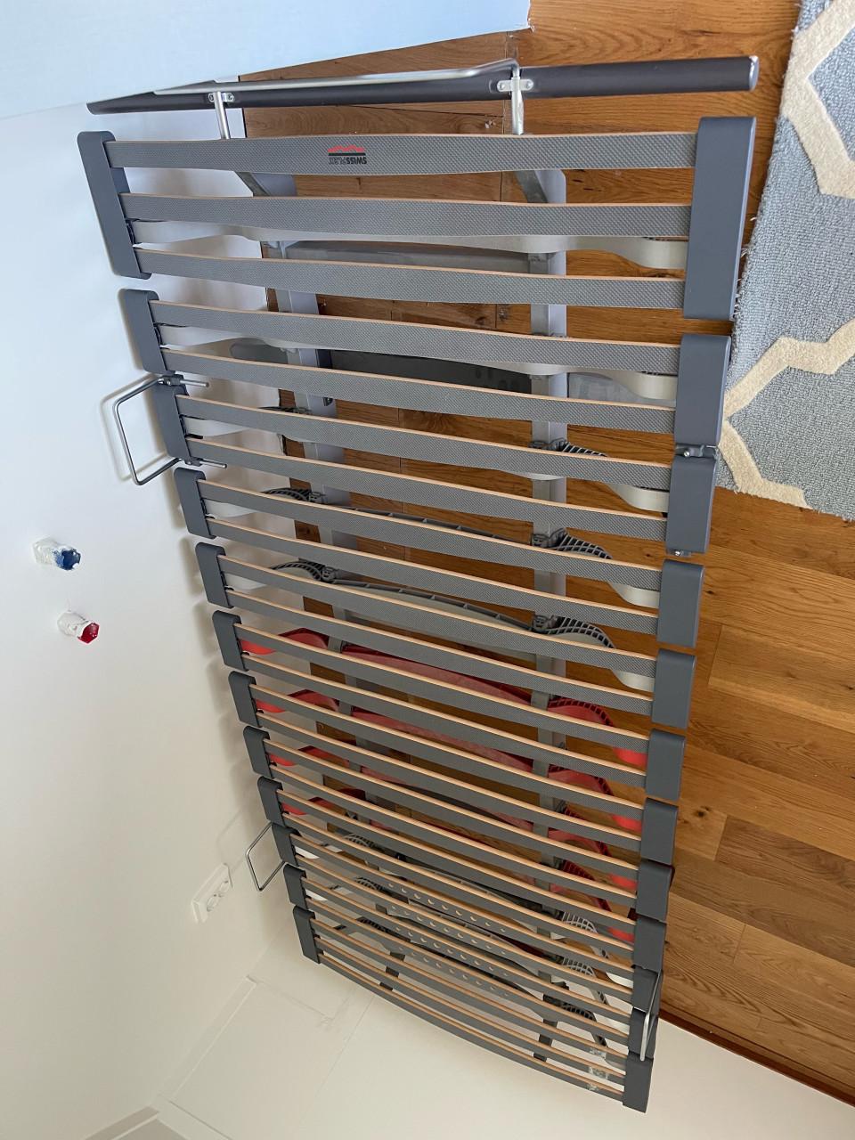 Gratis af te halen: swiss sense bedframe eenpersoons