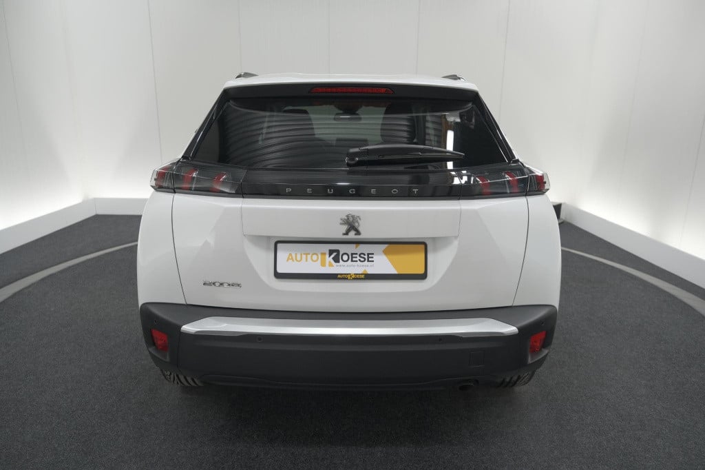 Peugeot 2008 puretech 102 allure pack | allseason banden | parkeersensoren 