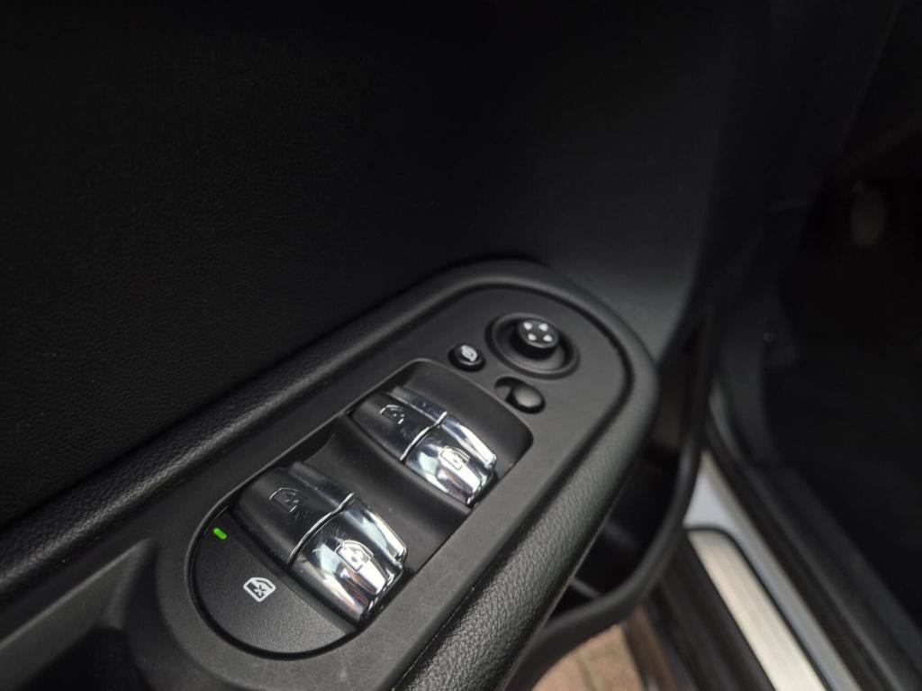 Mini Countryman 1.5 one business edition / origineel nl / dealeronderhouden