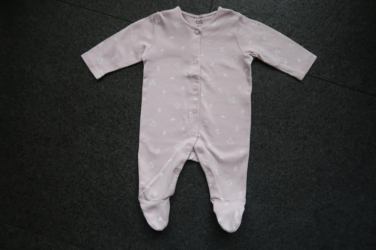 Baby box pakjes in maatje 56, zo goed als nieuw. Voor €2,00 per stuk