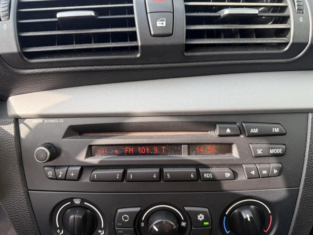 BMW 1 Serie 116i 2.0 122pk executive 3-drs