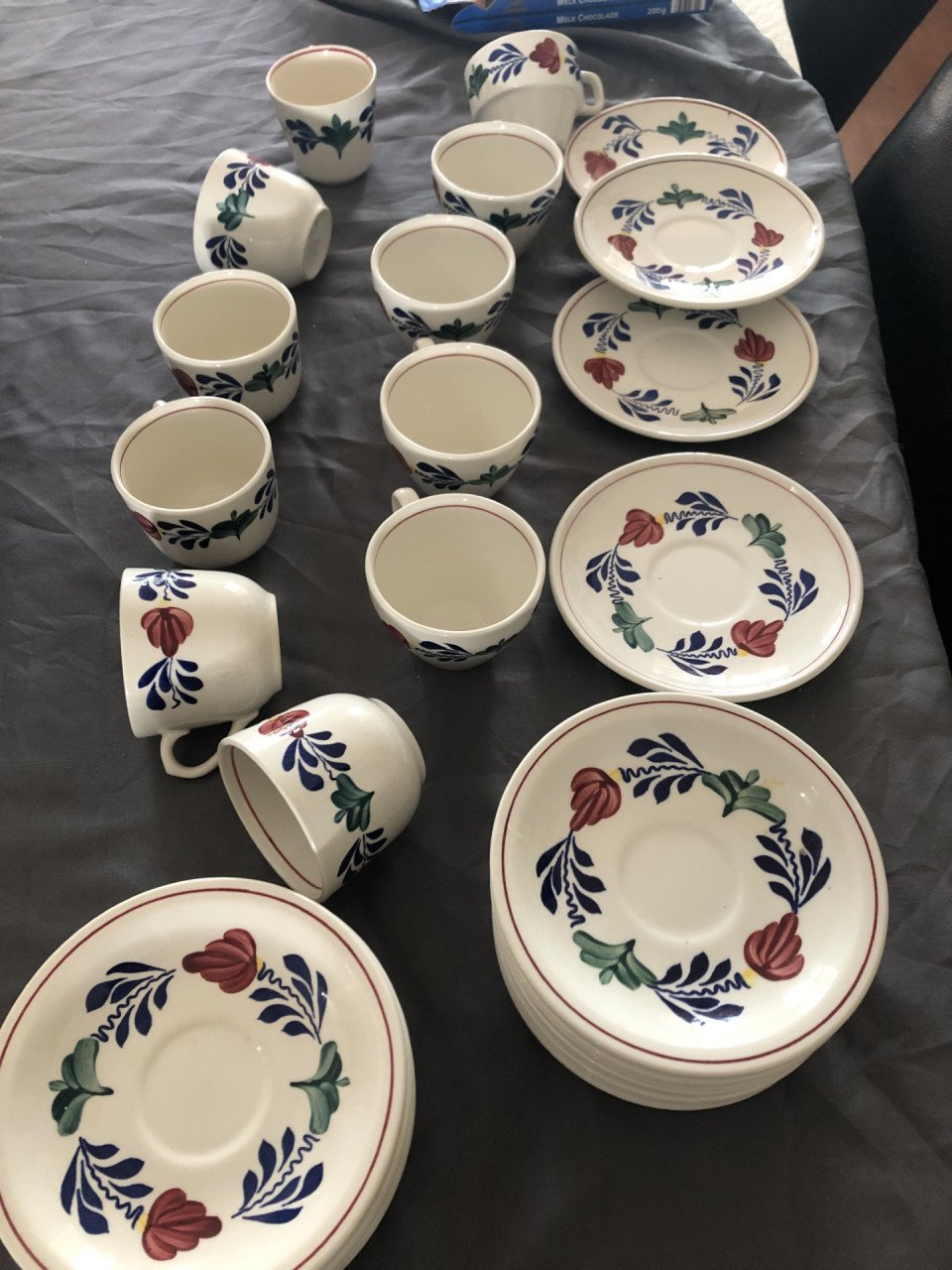 Kop en schotels Boerenbont
