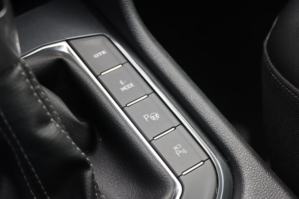 Volkswagen Tiguan 1.4 tsi ehybrid r-line business + 245pk dsg6