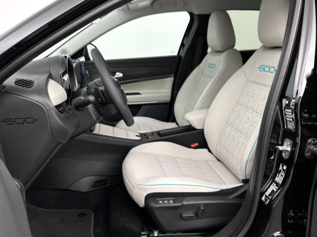 Fiat 600 1.2 hybrid la prima