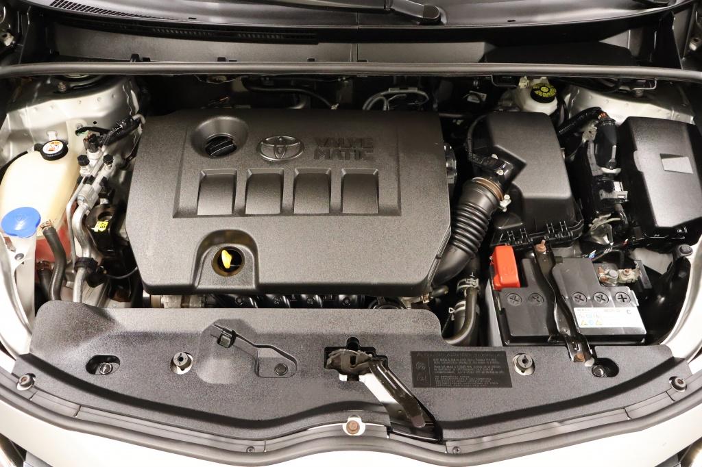 Toyota Corolla Verso 1.6 vvt-i skyv. ed.