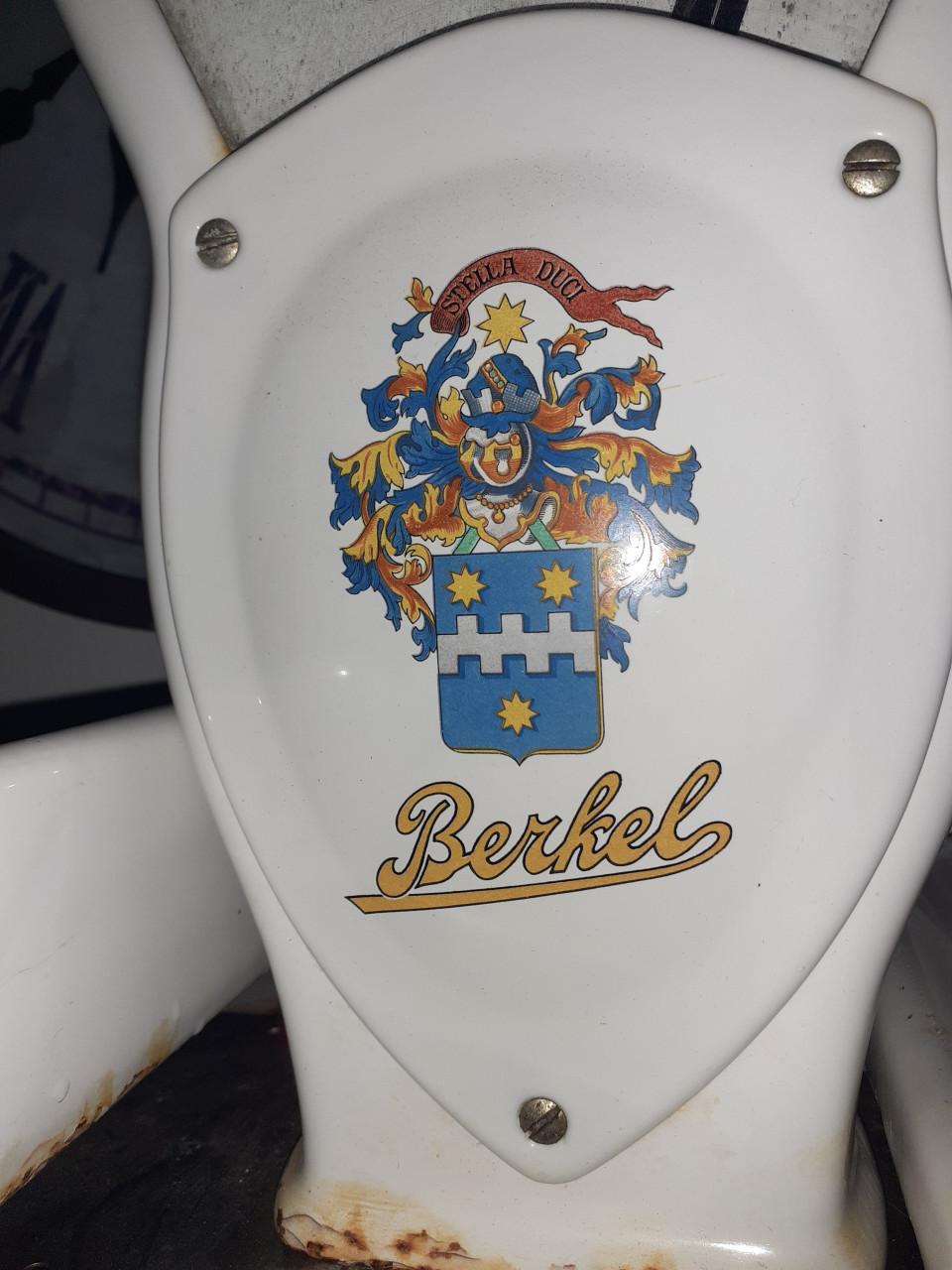 Winkel Weegschaal merk BERKEL groot en & ....kleine WEEGSCHAAL