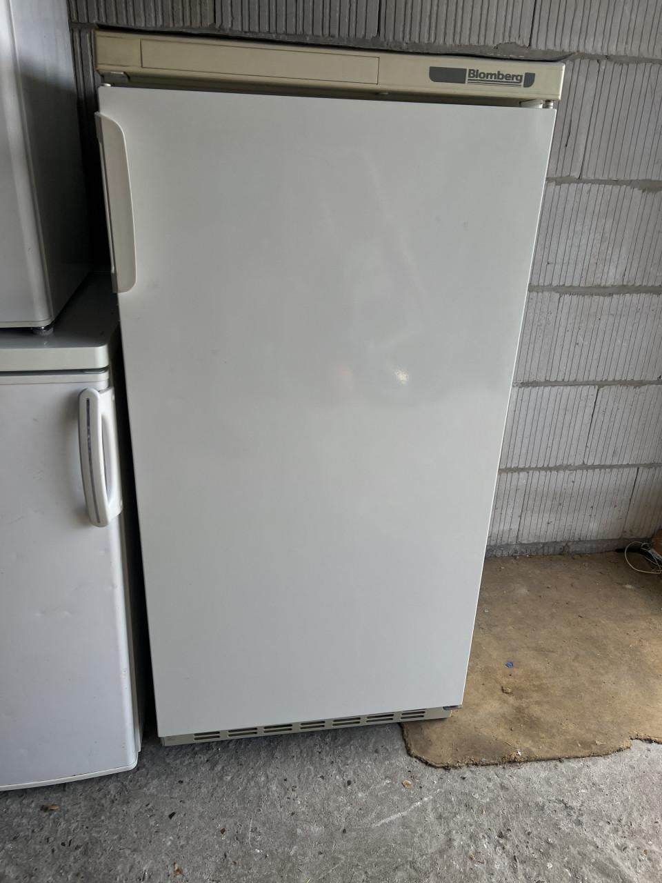 Ruime koelkast 125x60 cm. 254 liter schoon en netjes