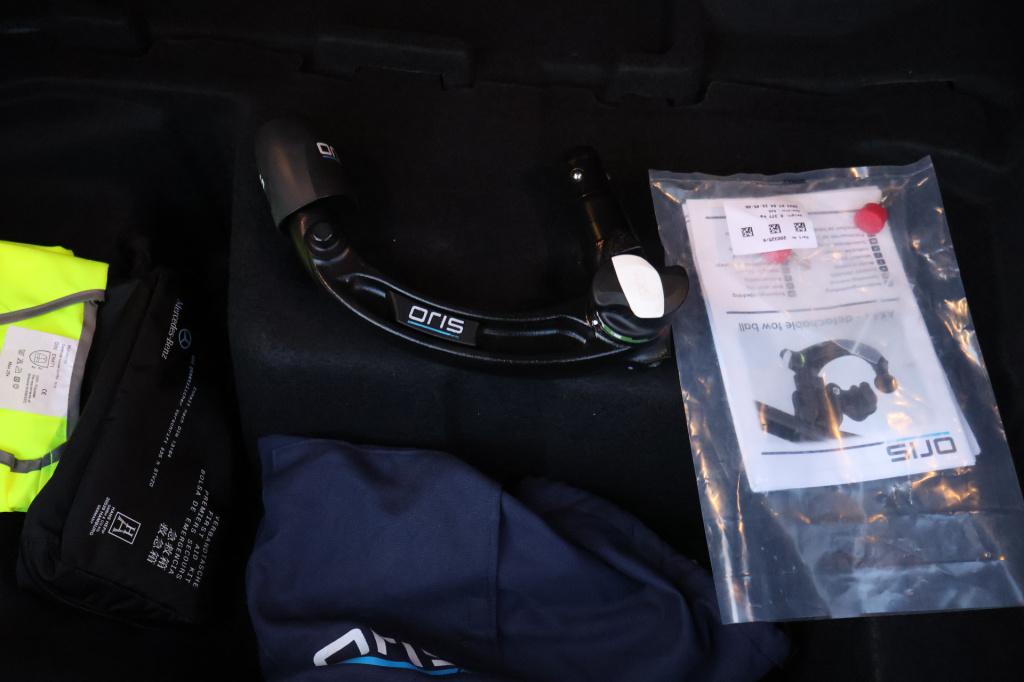 Mercedes-Benz C-Klasse estate 200 avantgarde l panoramadak l beige leder in