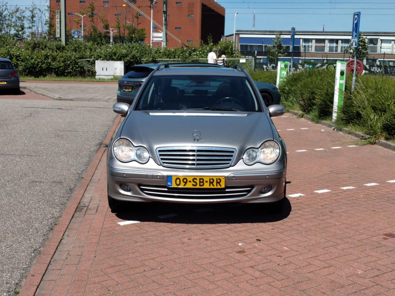 Mercedes C200K elegance 2005