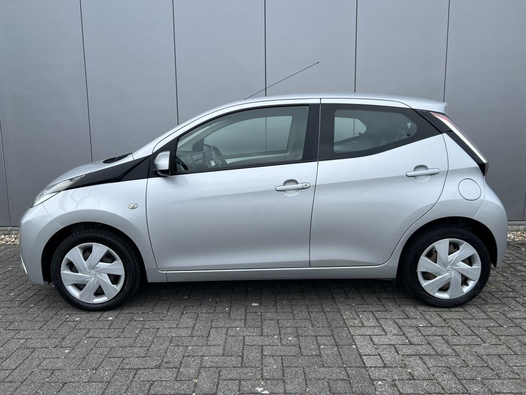 Toyota Aygo 1.0 vvt-i x-fun | nl auto | dealeronderhouden