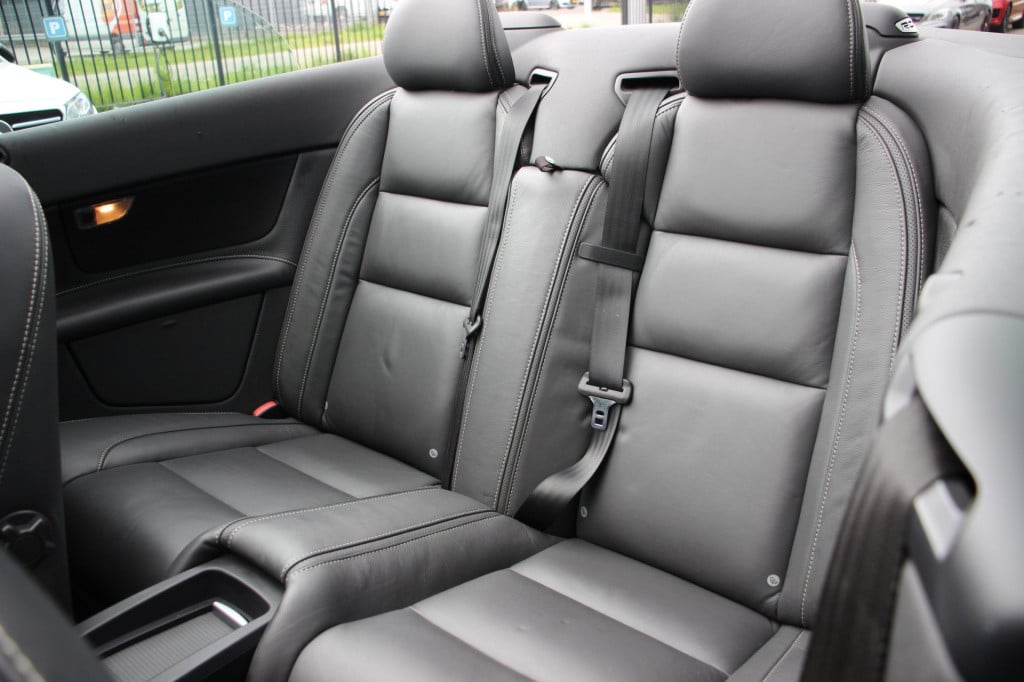 Volvo C70 convertible 2.5 t5 momentum | cruise | 230pk | leder/elec. stoele